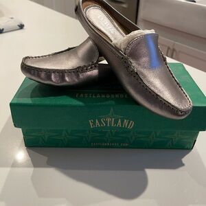Eastland pewter metallic mules. Size 6. NIB
